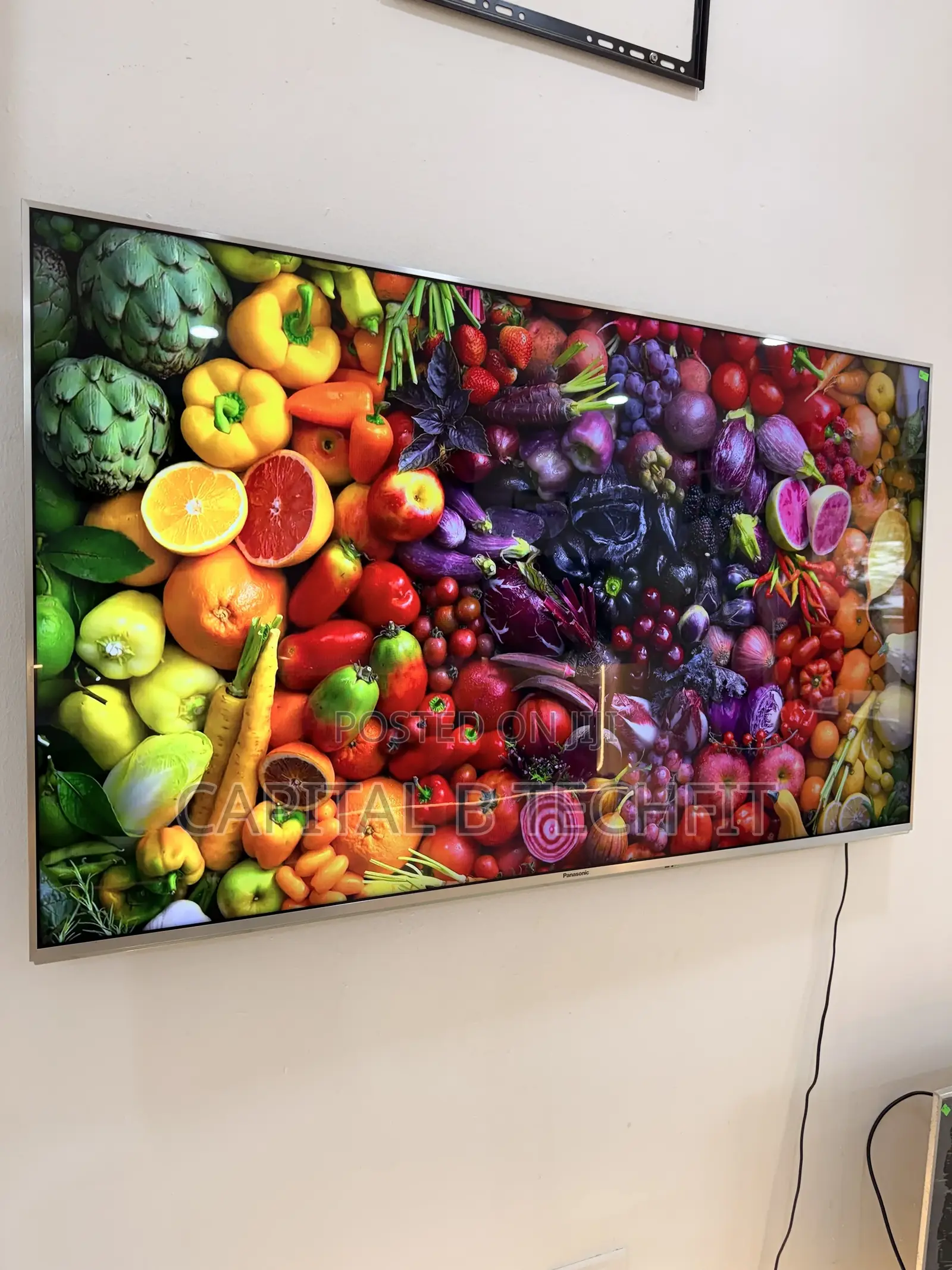 60inches Panasonic Pro Smart Tv