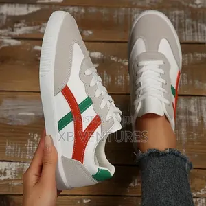 Women's Casual Lace-Up Contrast Color Sneakers