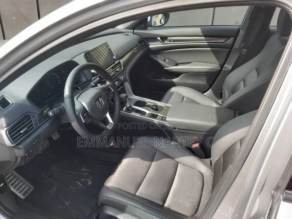 Honda Accord 2019 Silver