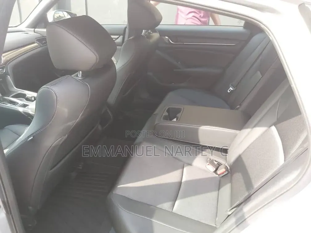 Honda Accord 2019 Silver