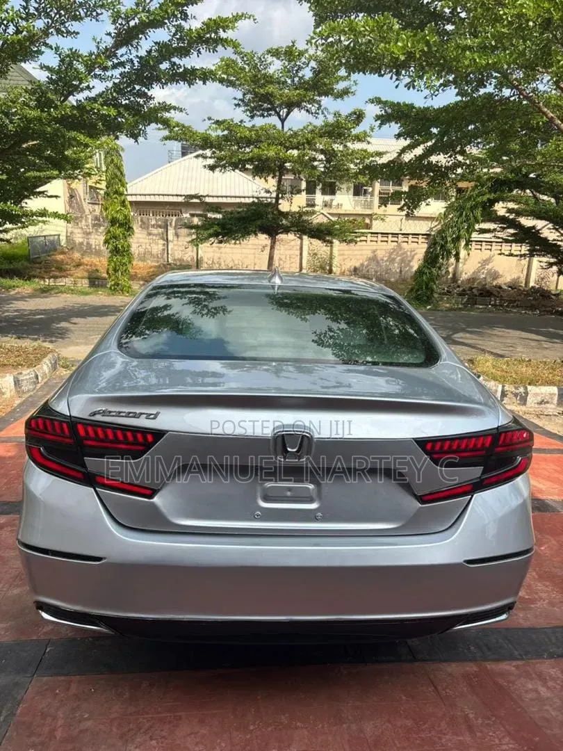 Honda Accord 2019 Silver