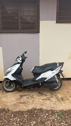 Kymco 2011 White