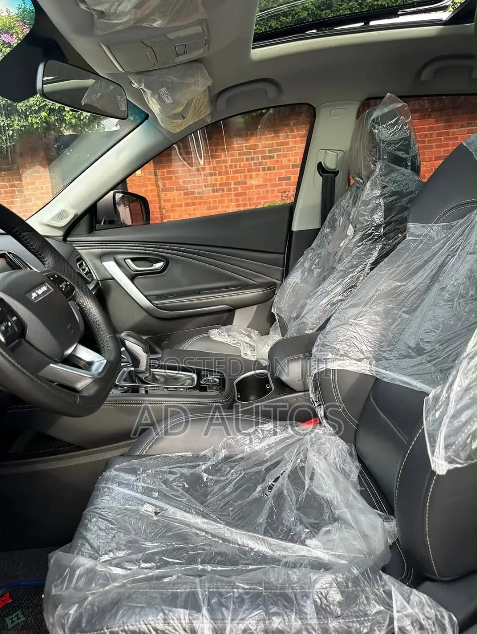 Jetour X70 Plus 1.5 7-Seater FWD 2021 White