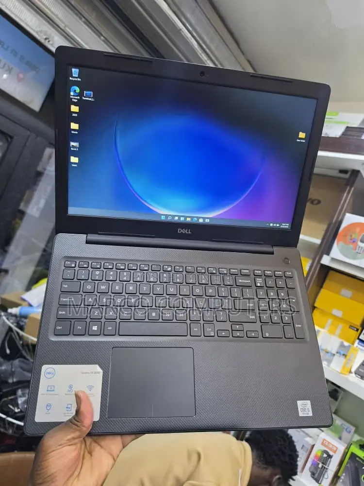 Laptop Dell Vostro 15 3590 16GB Intel Core i5 HDD+SSD 500GB