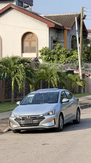 Hyundai Elantra SEL 2020 Silver