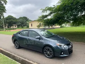 Toyota Corolla LE 4dr Sedan (1.8L 4cyl CVT) 2016 Gray