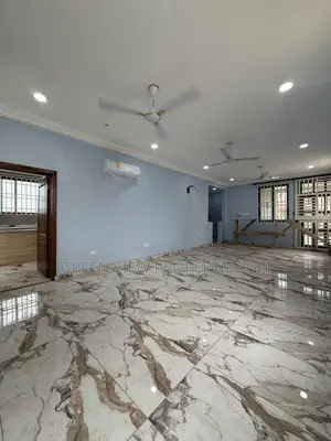 4bdrm Duplex in Tema Metropolitan for rent