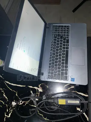 Laptop Asus 4GB Intel Pentium HDD 500GB