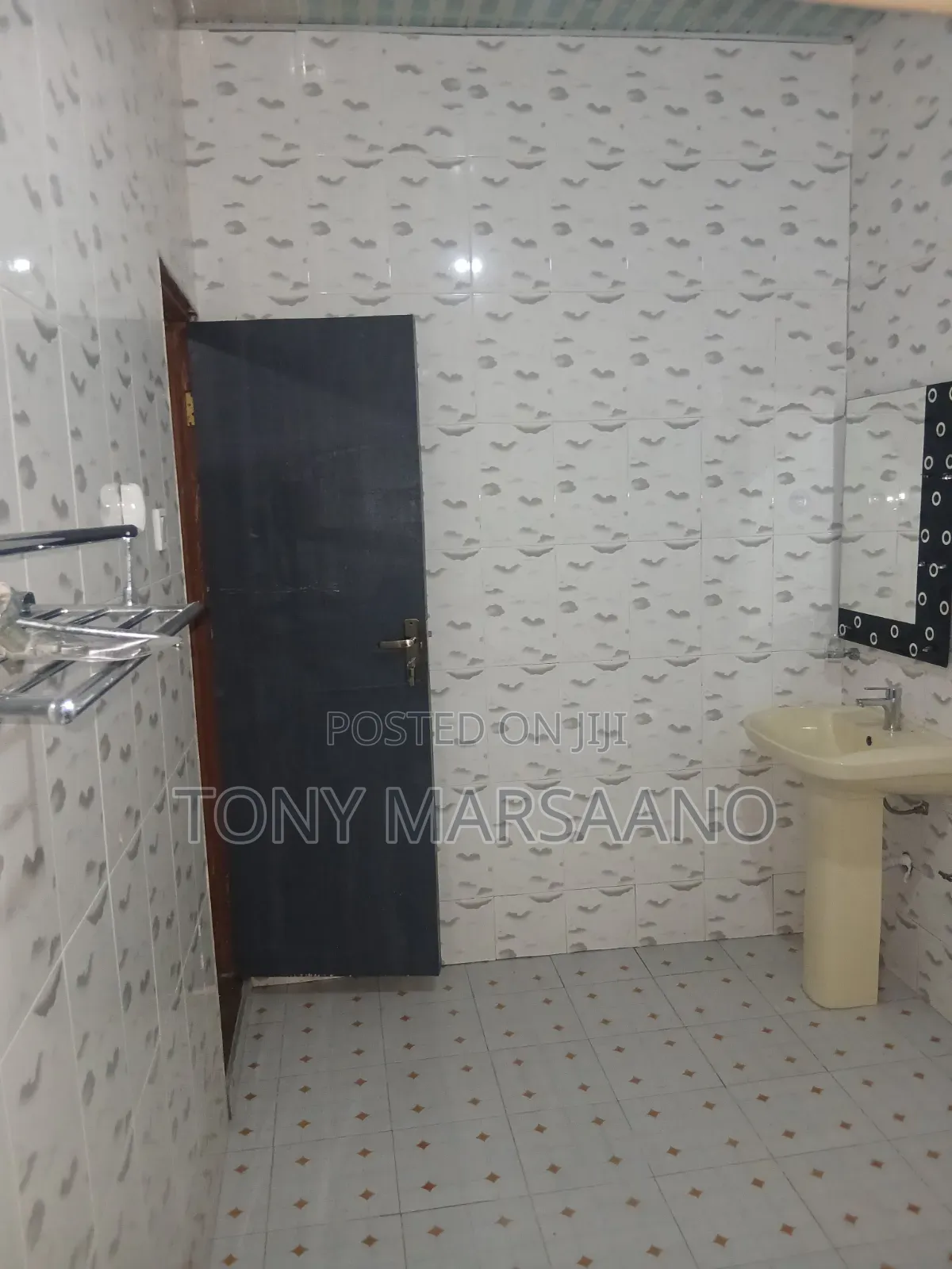 3bdrm House in Haatso, Asore Junction for rent