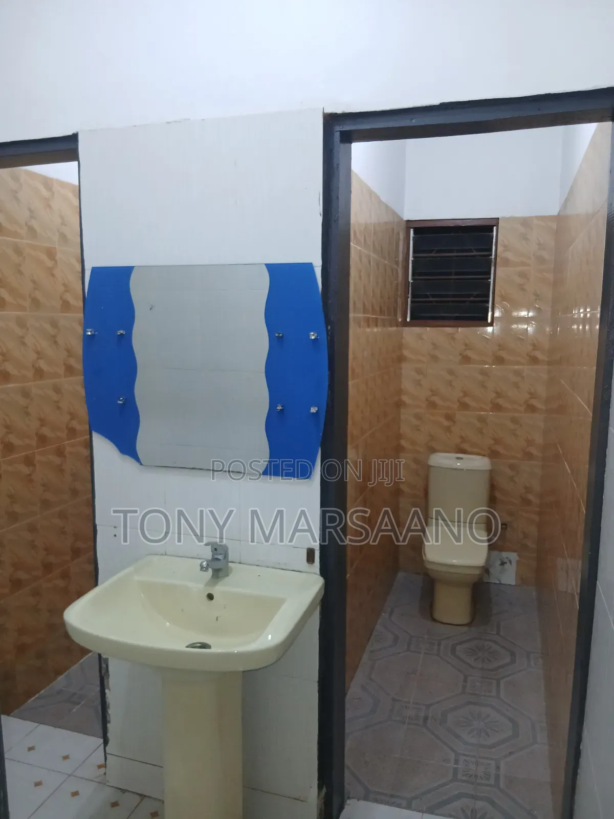 3bdrm House in Haatso, Asore Junction for rent