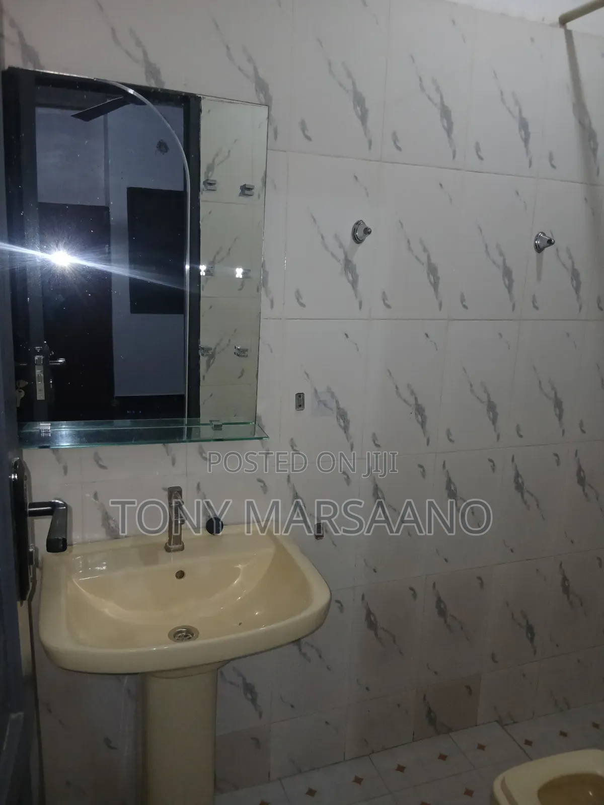 3bdrm House in Haatso, Asore Junction for rent