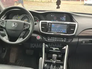 Honda Accord Touring V6 2dr Coupe FWD (3.5L 6cyl 6A) 2017 White
