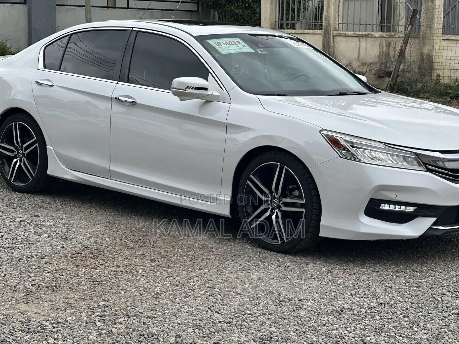 Honda Accord Touring V6 2dr Coupe FWD (3.5L 6cyl 6A) 2017 White