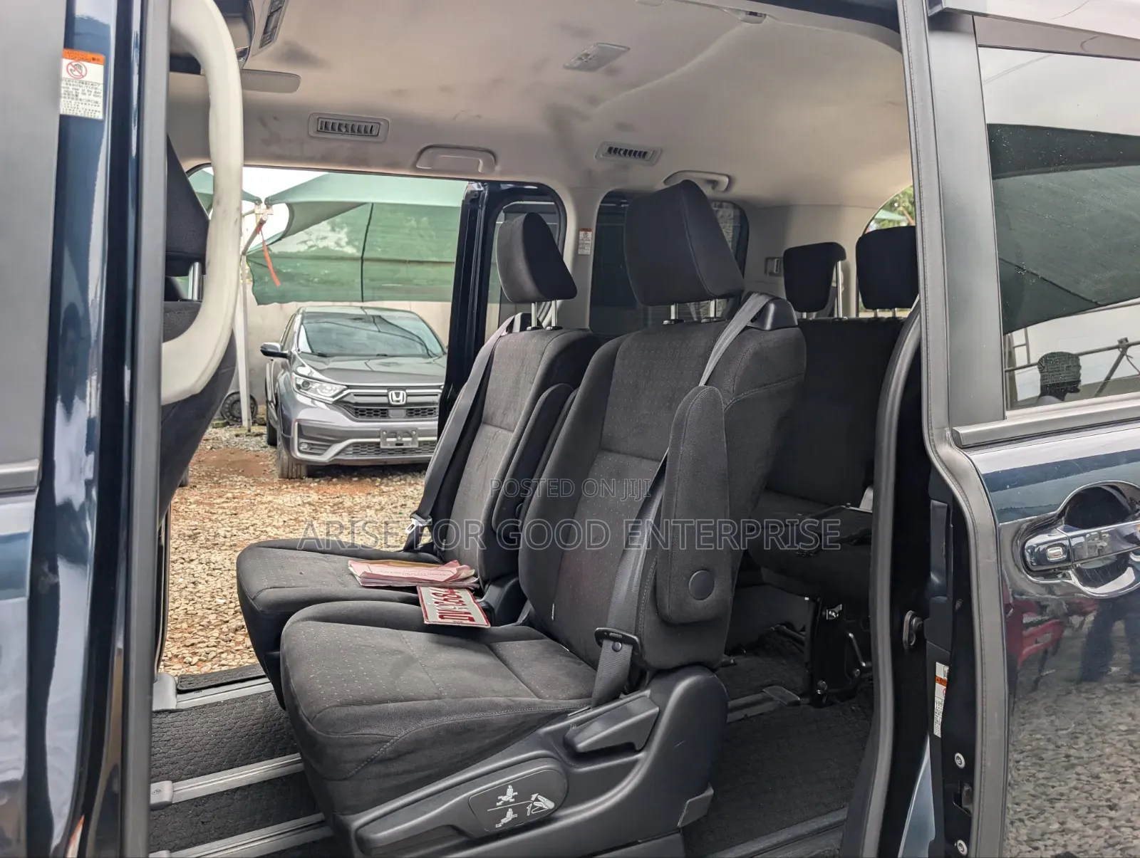 Toyota Voxy Hybrid X 2WD 7-Seater 2015 Black