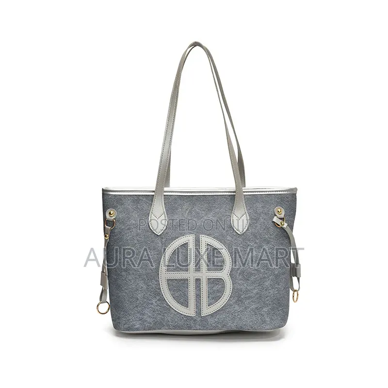 Ladies Bag - Spacious and Stylish