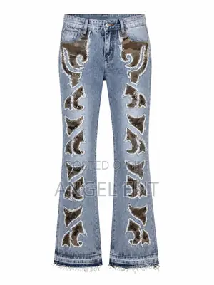Quality Flare Jeans Available as Seen