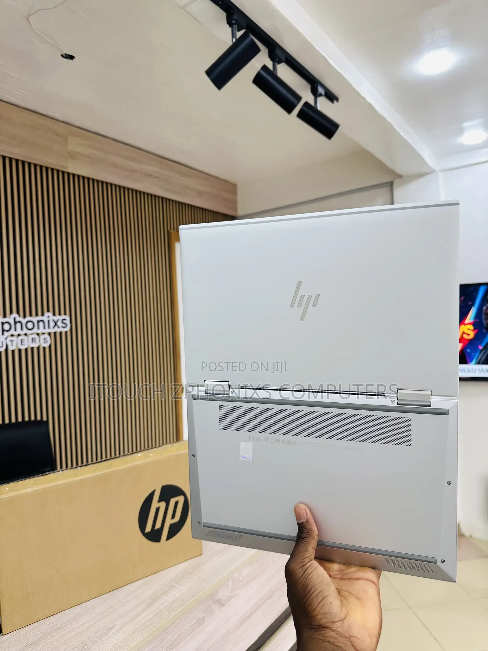 New Laptop HP EliteBook x360 1030 G8 16GB Intel Core i5 SSD 256GB