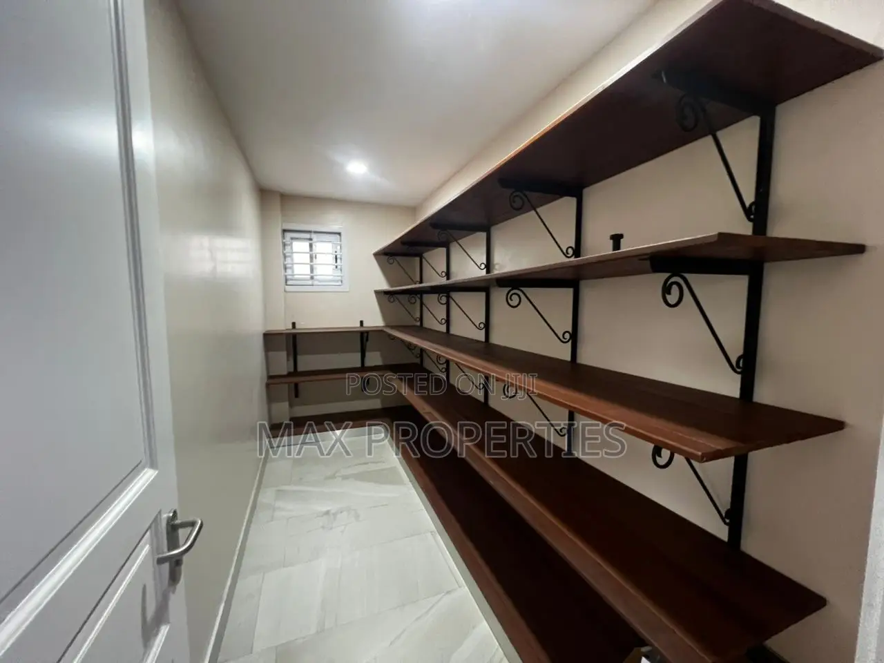 3bdrm House in Tseaddo for sale