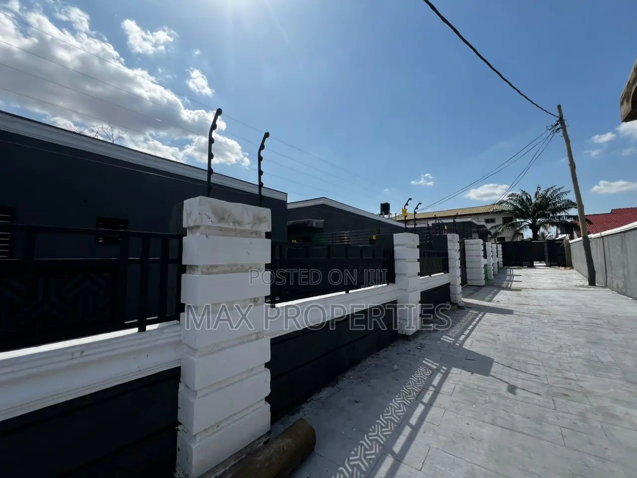 3bdrm House in Spintex for sale