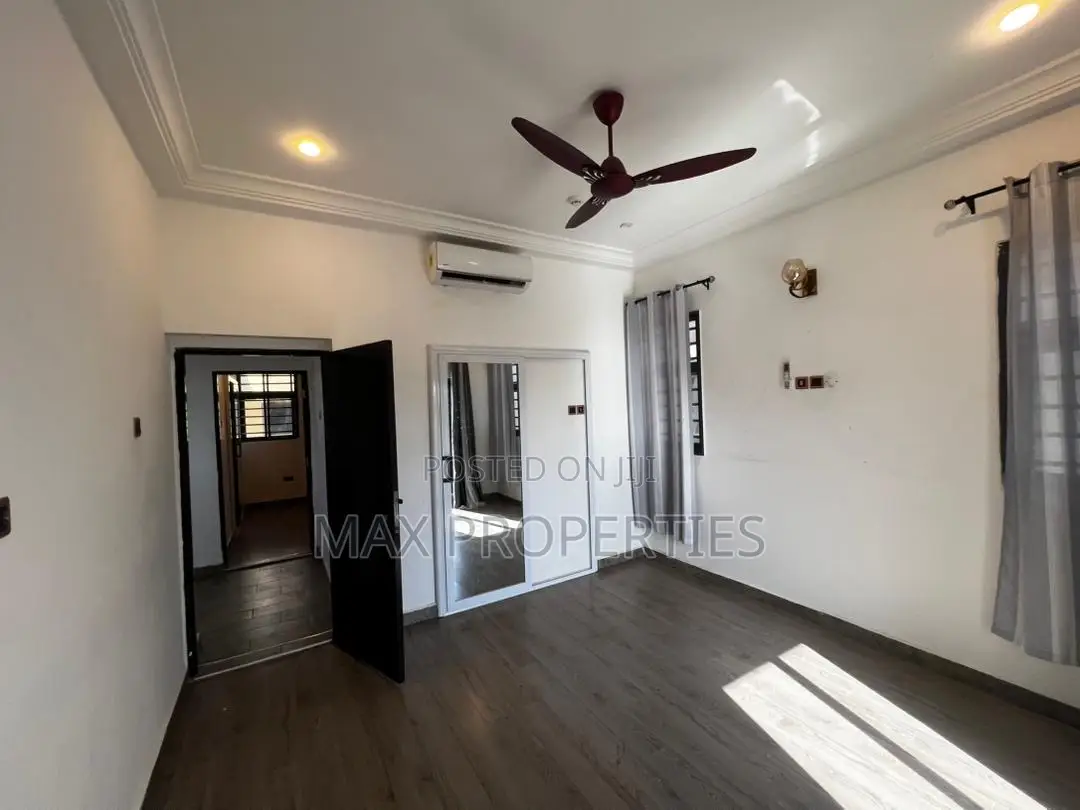 2bdrm Duplex in Spintex for rent