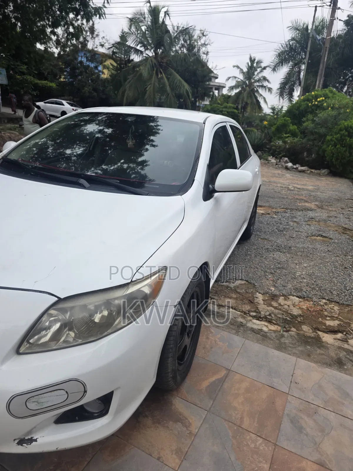 Toyota Corolla 2010 White