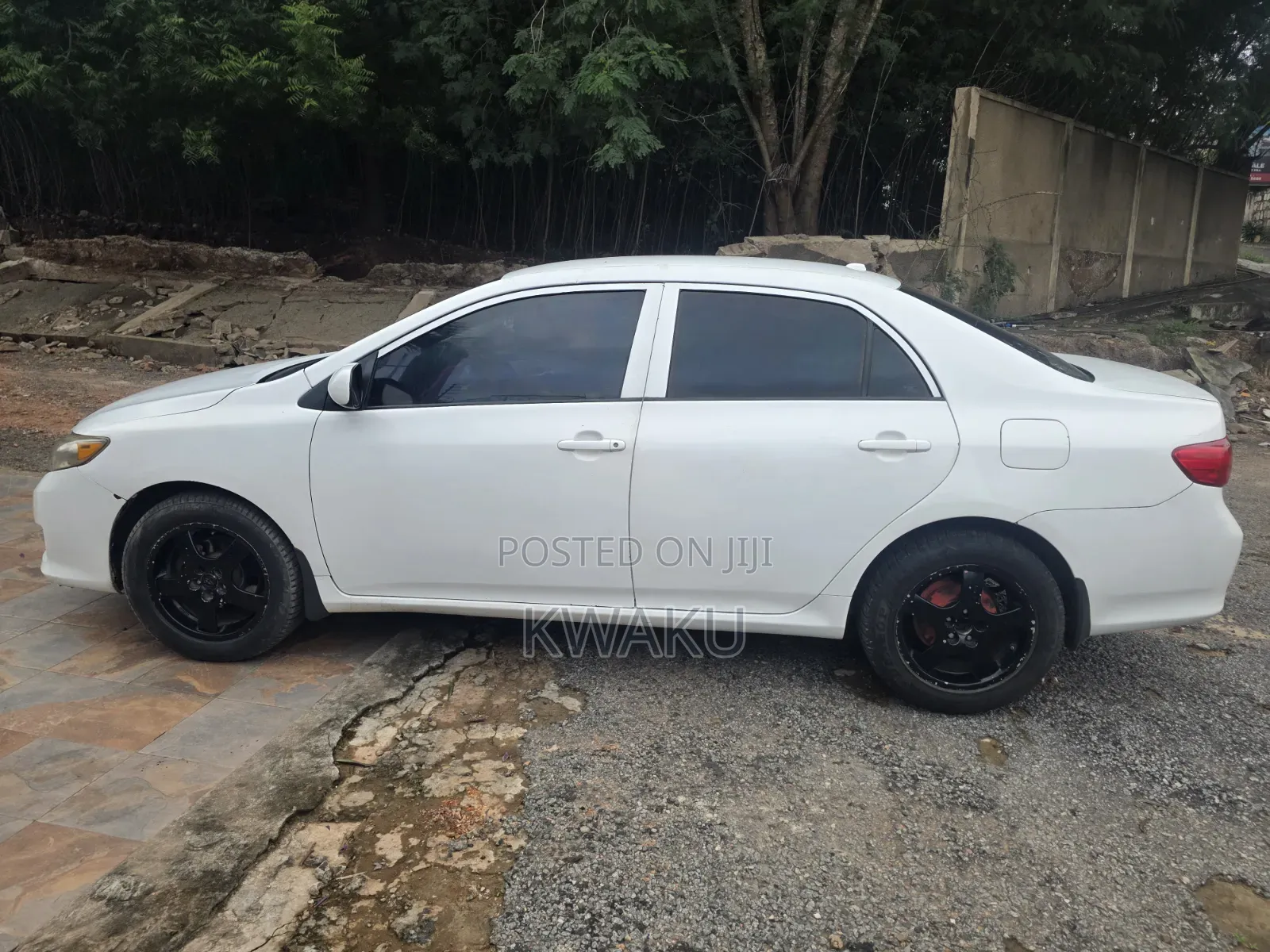 Toyota Corolla 2010 White
