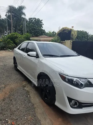Toyota Camry 2014 White