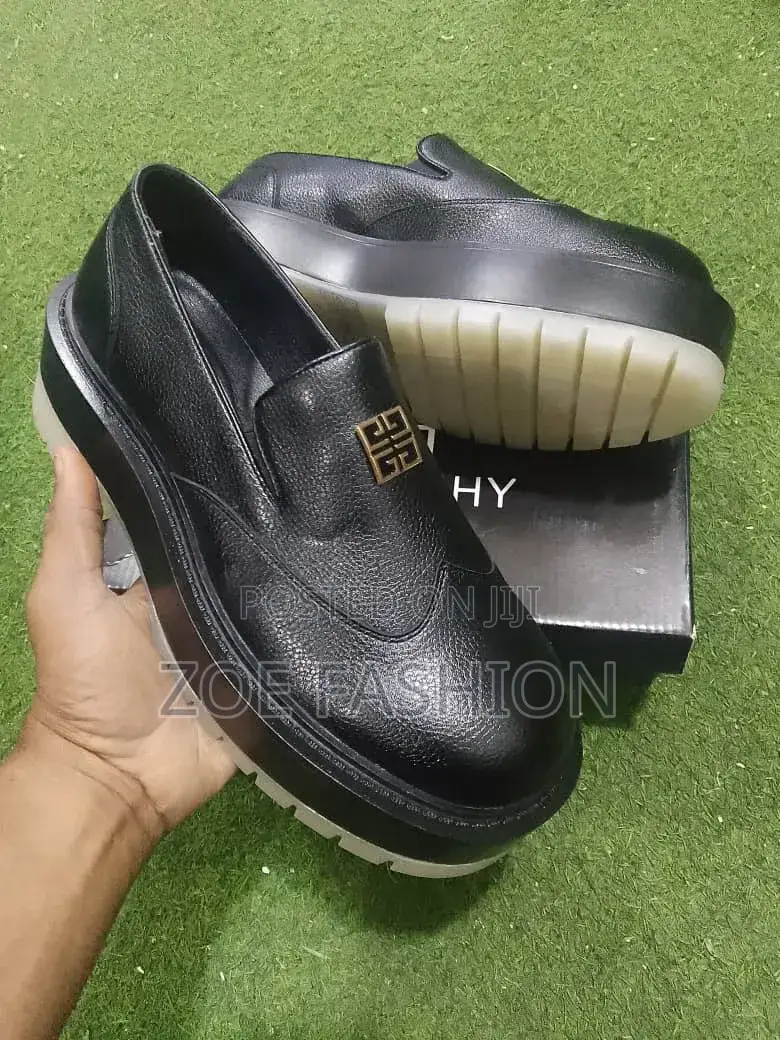 Mens Classic Casual Shoe
