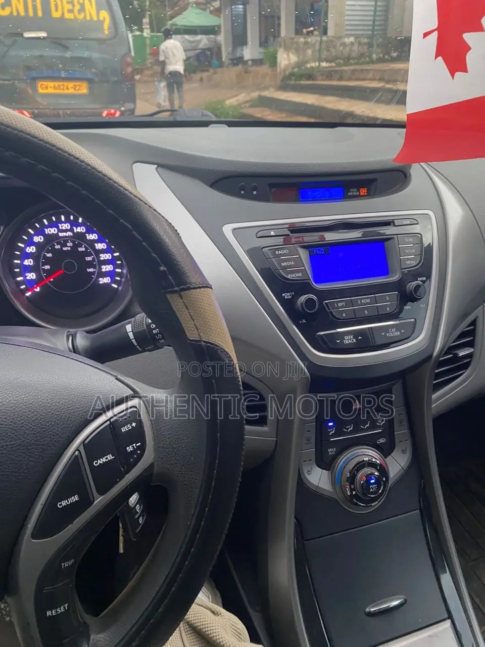 Hyundai Elantra 2013 White