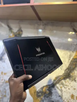 Laptop Acer Predator 15 16GB Intel Core i7 HDD+SSD 256GB