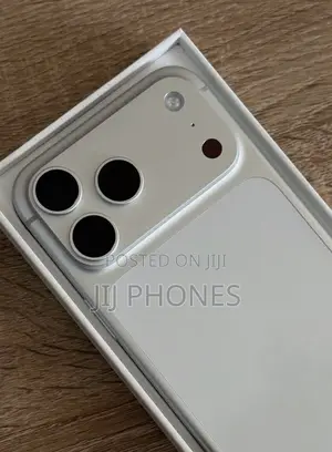 New Apple iPhone 17 Pro Max 256 GB Silver