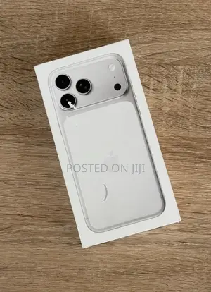 New Apple iPhone 17 Pro Max 256 GB Silver