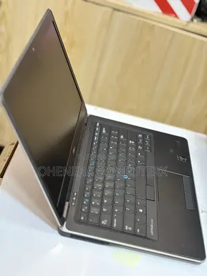 Laptop Dell Latitude E7470 8GB Intel Core i5 HDD 500GB