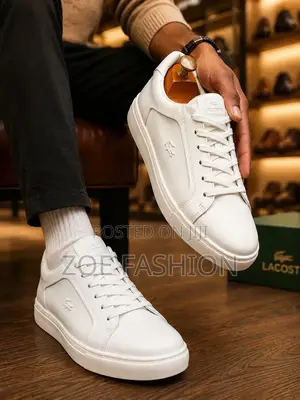 Mens Classic Casual Sneakers(Lacoste)