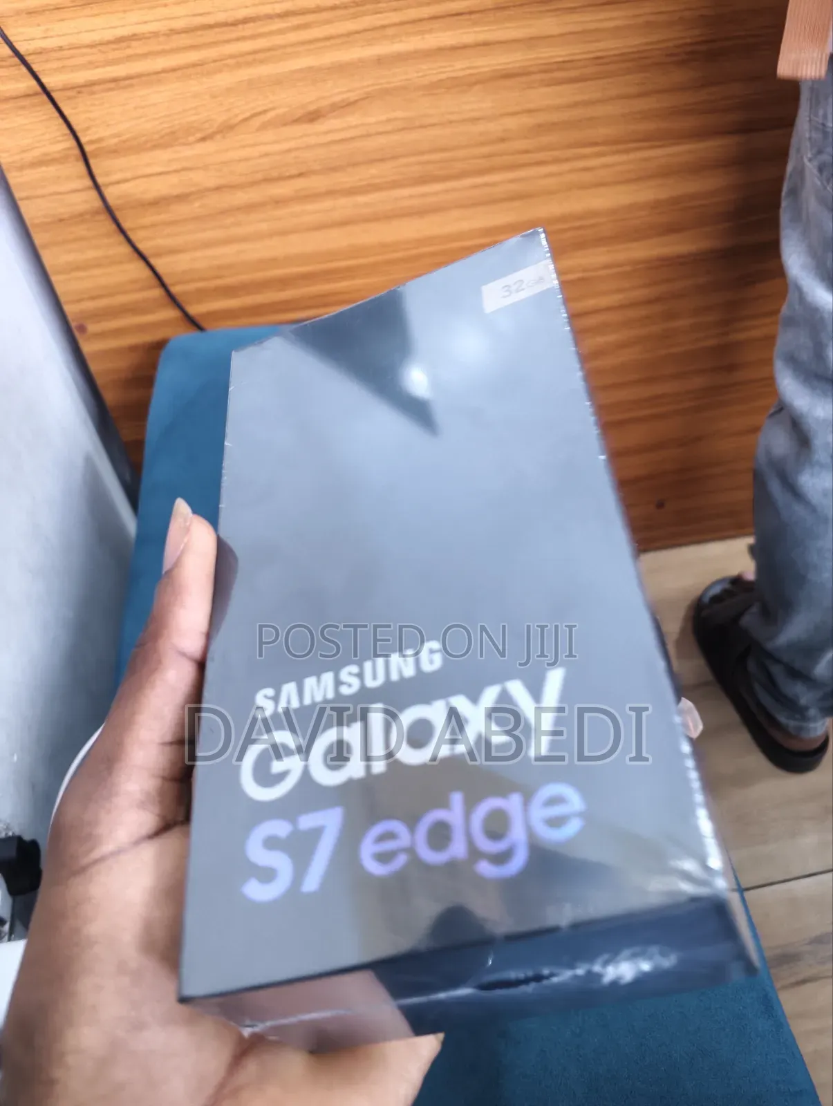 New Samsung Galaxy S7 edge 32 GB Black