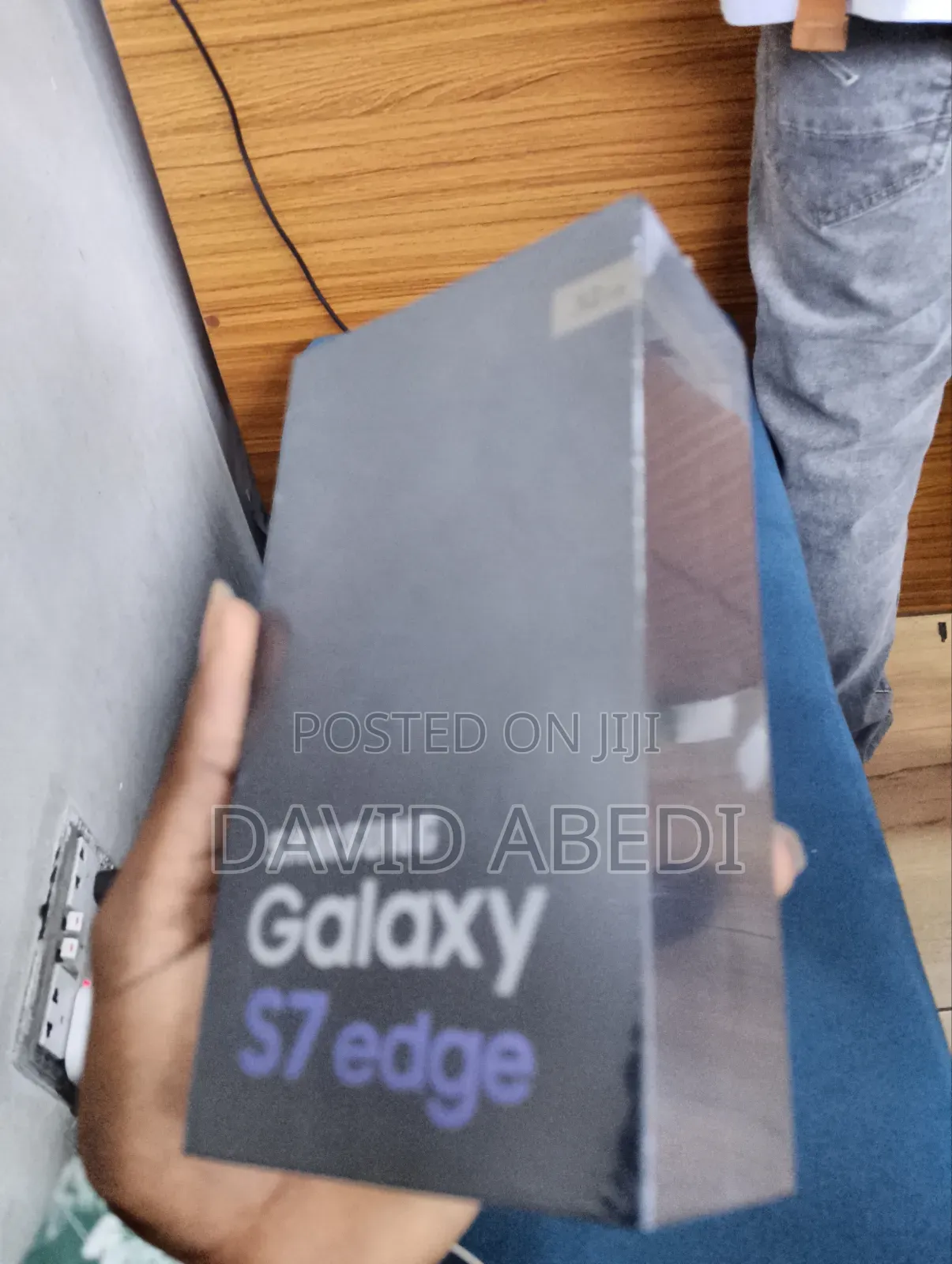 New Samsung Galaxy S7 edge 32 GB Black