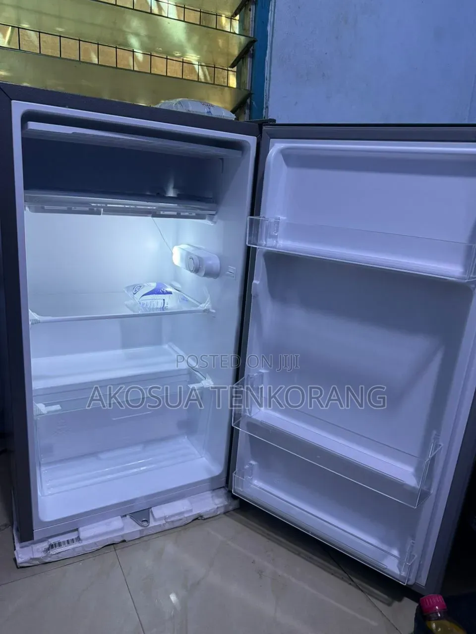 Hisense 130l Table Top Fridge – Very Good Condition