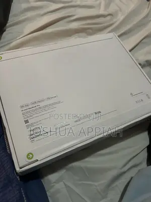 New Laptop Apple MacBook Pro 24GB Apple M5 SSD 1T