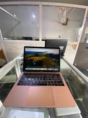 New Laptop Apple MacBook Air 2019 8GB Intel Core i5 SSD 512GB