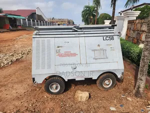 Unicor Nf2d Tactical Mobile Light Tower and Generator Set