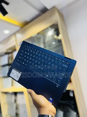 Laptop HP OmniBook X Flip 14" 16GB Intel Core Ultra 7 SSD 512GB
