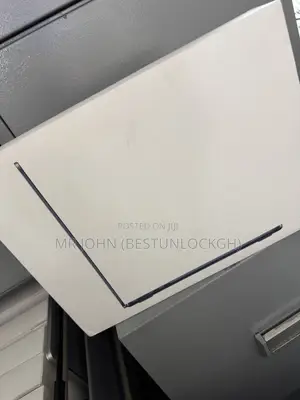 Laptop Apple MacBook Air 2025 M4 24GB Apple M4 SSD 512GB