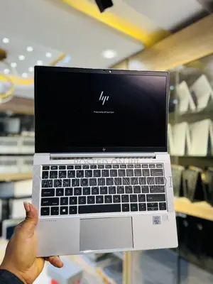 Laptop HP EliteBook 830 G7 8GB Intel Core i5 SSD 256GB