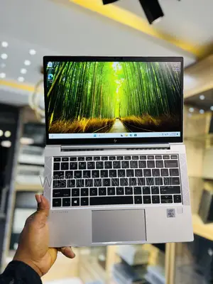 Laptop HP EliteBook 830 G7 8GB Intel Core i5 SSD 256GB