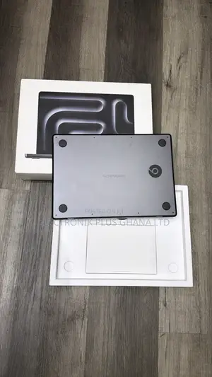 Laptop Apple MacBook Pro 2026 M5 Pro 16GB Apple M5 Pro SSD 512GB