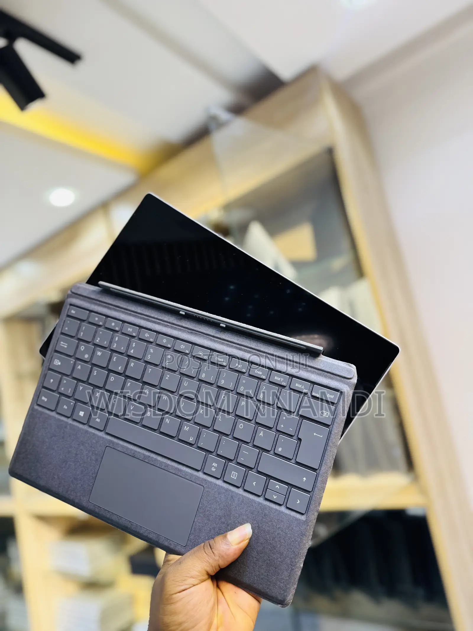 Laptop Microsoft Surface Pro 7+ 8GB Intel Core i5 SSD 256GB