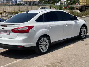 Ford Focus 2012 White