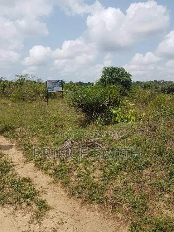 Land for Sale at Oyibi