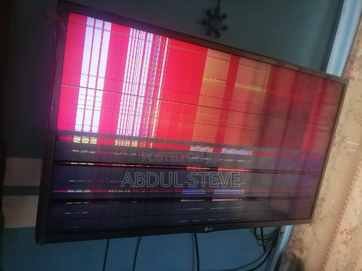 Lg 32 Inches