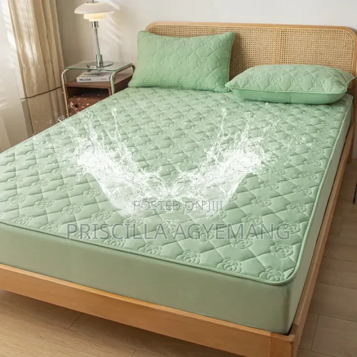 Quality Waterproof Bedcover Avaliable